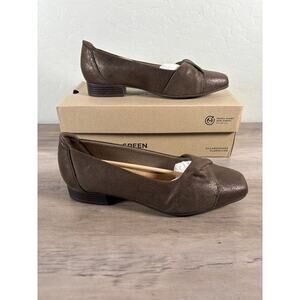 Collections by Clark Tilmont Dalla Bronze Metallic Flat Womens 10 Wide EU 41 1/2